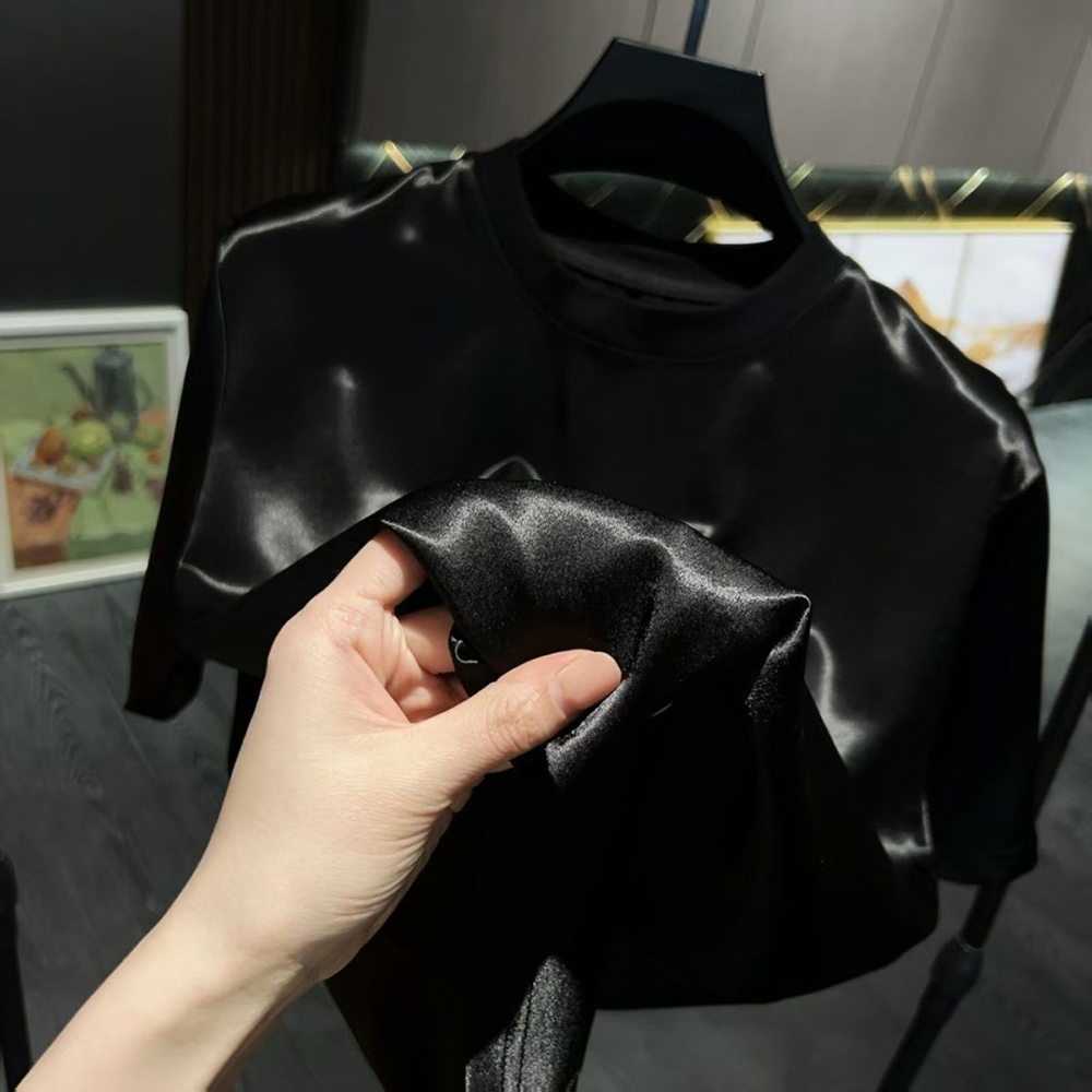 ชุดเซ็ตเสื้อยืดและกางเกงผ้าซาต - Men'S Fashion For Summer 2026 บทวิจารณ์และราคา
