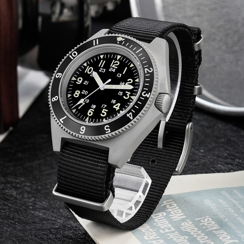 นาฬิกาควอตซ์ Watchdives รุ่น W - Men'S Fashion Jewelry บทวิจารณ์และราคา